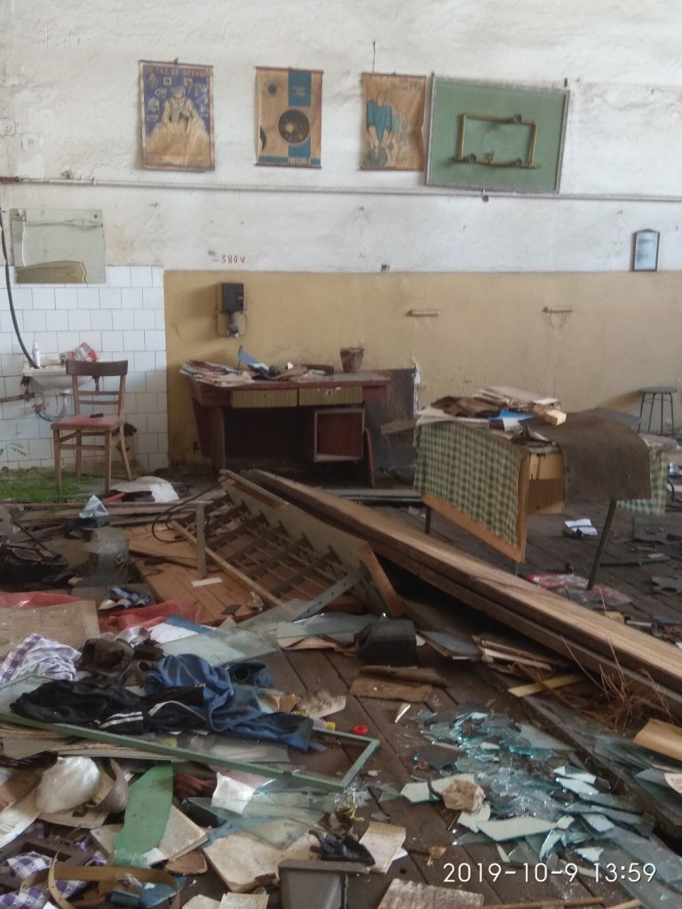 Această imagine are atributul alt gol; numele fișierului este 22.10.2020-ateliere29.jpg