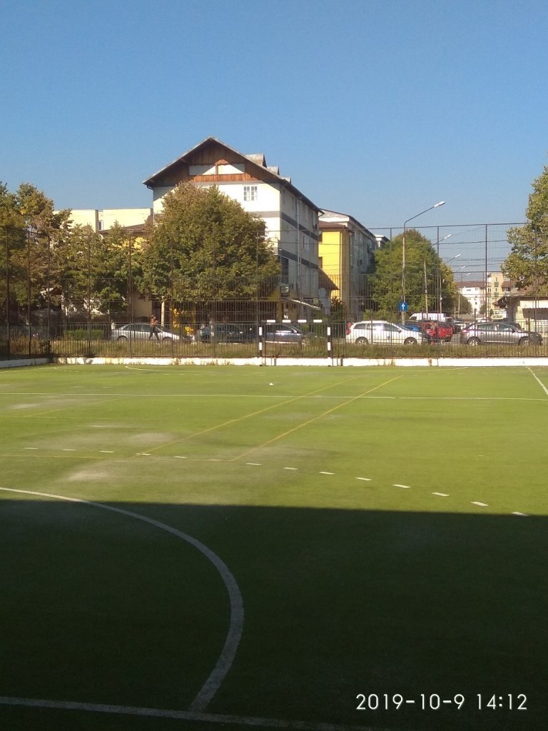 Această imagine are atributul alt gol; numele fișierului este 22.10.2020-ateliere5.jpg