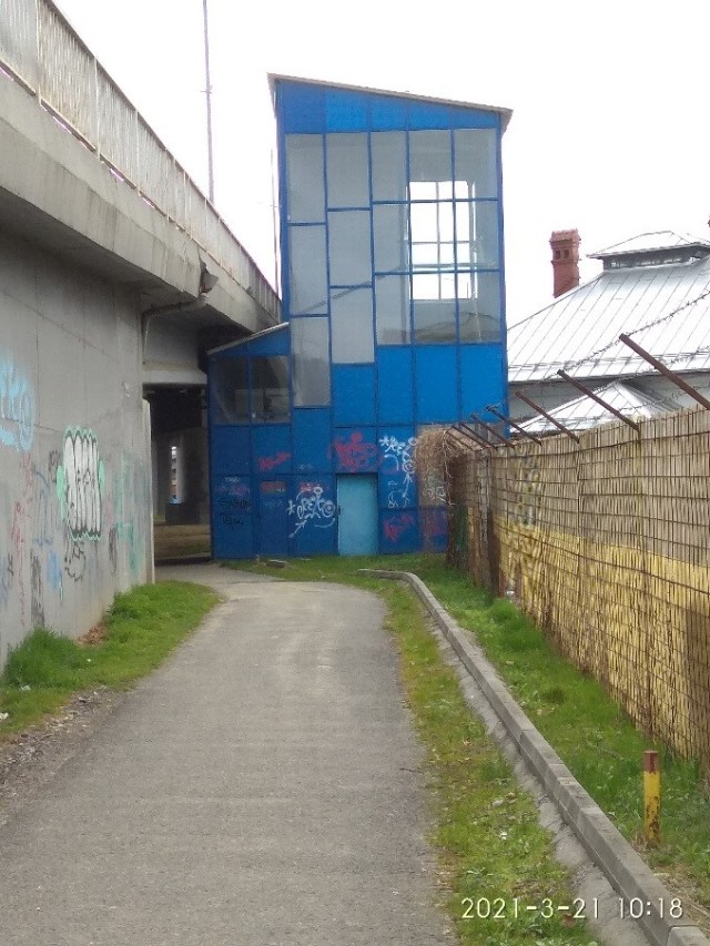 06.08.2021 trotuar11